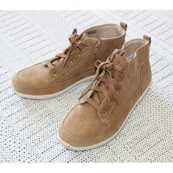 Vionic Shawna Women's Comfort Ankle Boots size 9.5 US Water Proof Beige Zipper - Picture 1 of 8